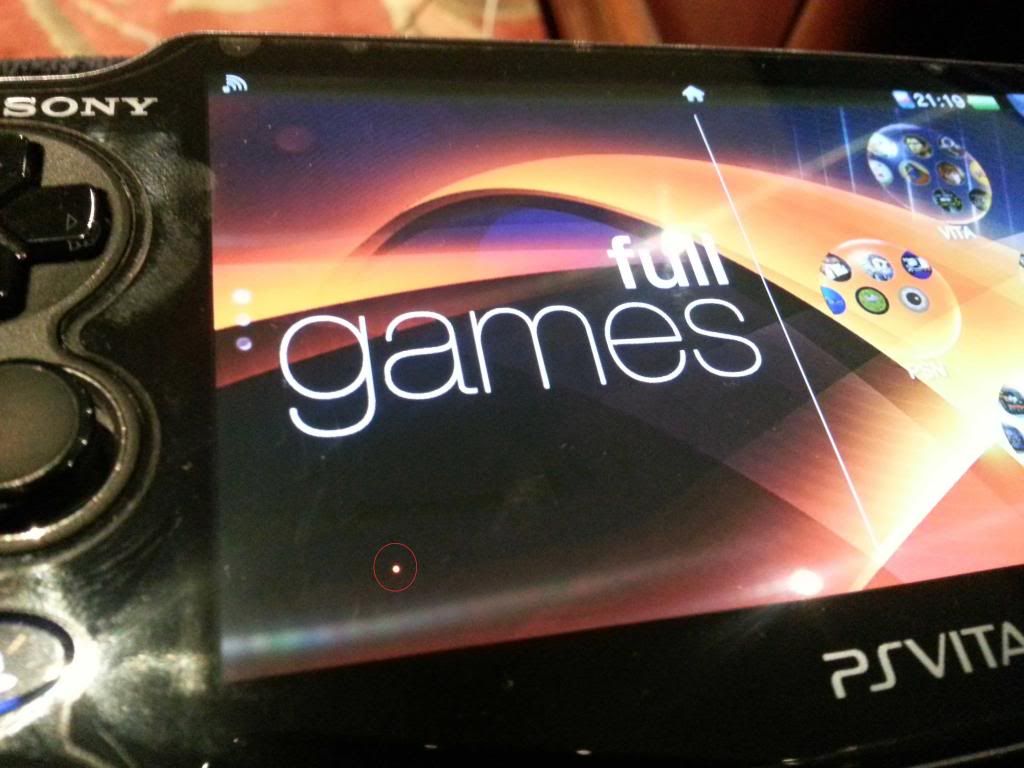 PS_Vita_stuck_pixel_zps1c20ee14.jpg