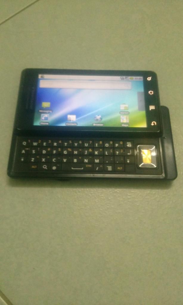 IPhone 5 dính i colud,  HTC Desire 700 fpt  ,MB atrix 4g - 1