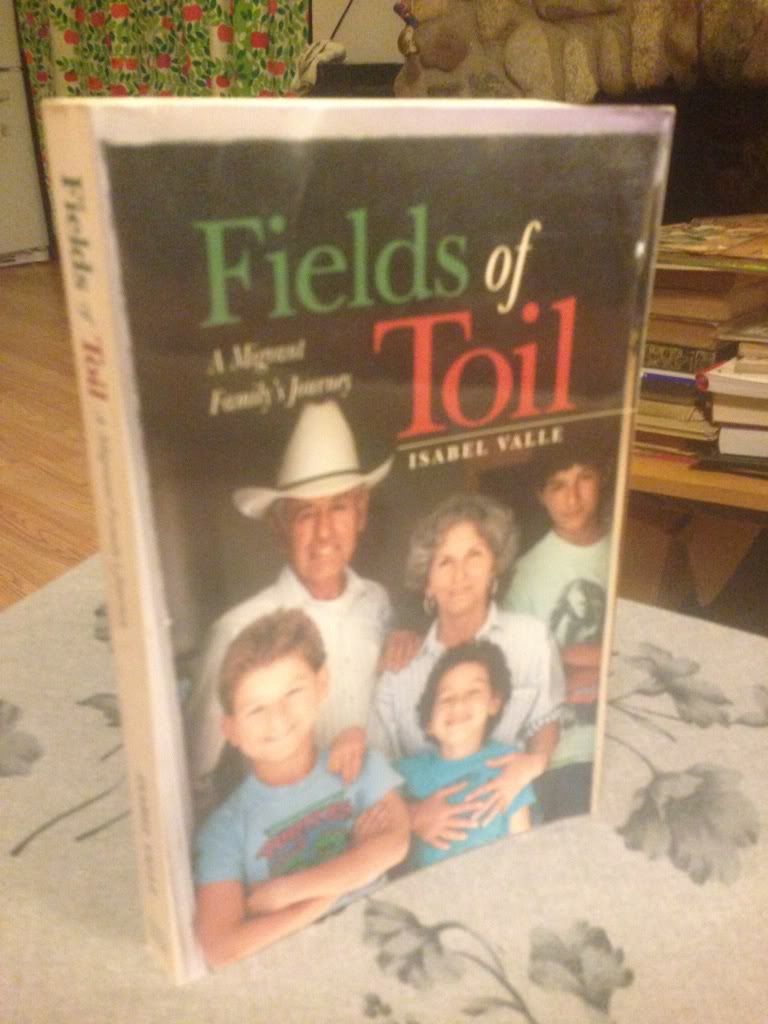 Image for Fields of Toil: A Migrant Family's Journey