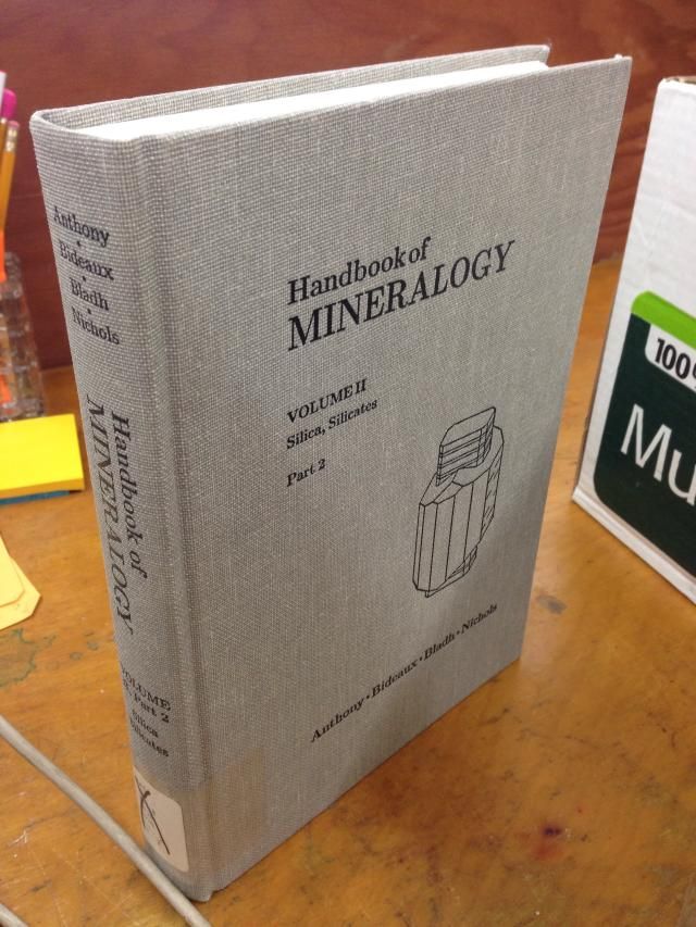 Handbook of Mineralogy. Volume II, Silica, Silicates, Part 2, Anthony, J. W. et al. Handbook of Mineralogy. Volume II, Silica, Silicates, Part 2, Anthony, J. W. et al.