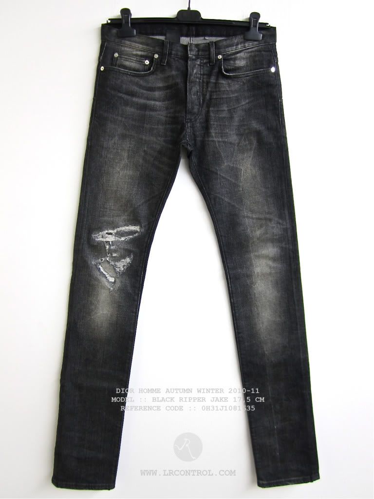 DIORHOMMEAW2010-11-BlackRipperJake175cm1200x1600front.jpg