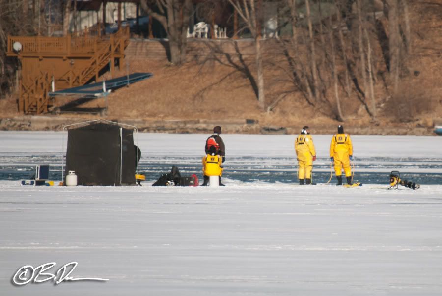 Lake Charlotte drowning, Recovery efforts on Lake Charlotte Wright County MN January 15, 2012