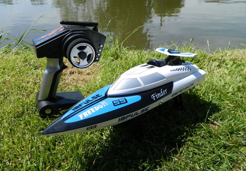 hot wheels tiger shark remote control