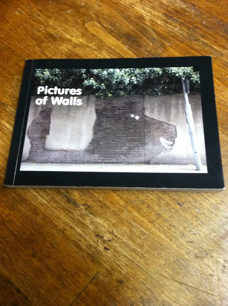 Pictures of Walls POW 2005 Banksy Graffiti Art Book, Banksy Pictures of Walls POW 2005 Banksy Graffiti Art Book, Banksy