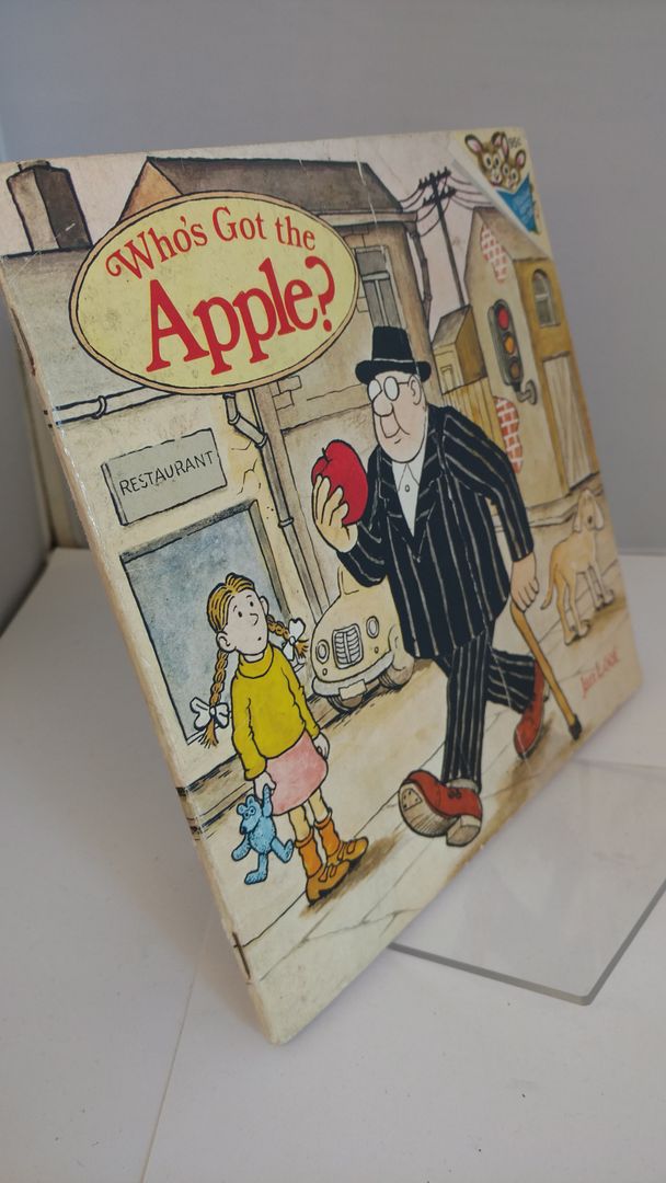 Who's Got the Apple (Random House Pictureback) (English and Danish Edition), Loof, Jan Who's Got the Apple (Random House Pictureback) (English and Danish Edition), Loof, Jan