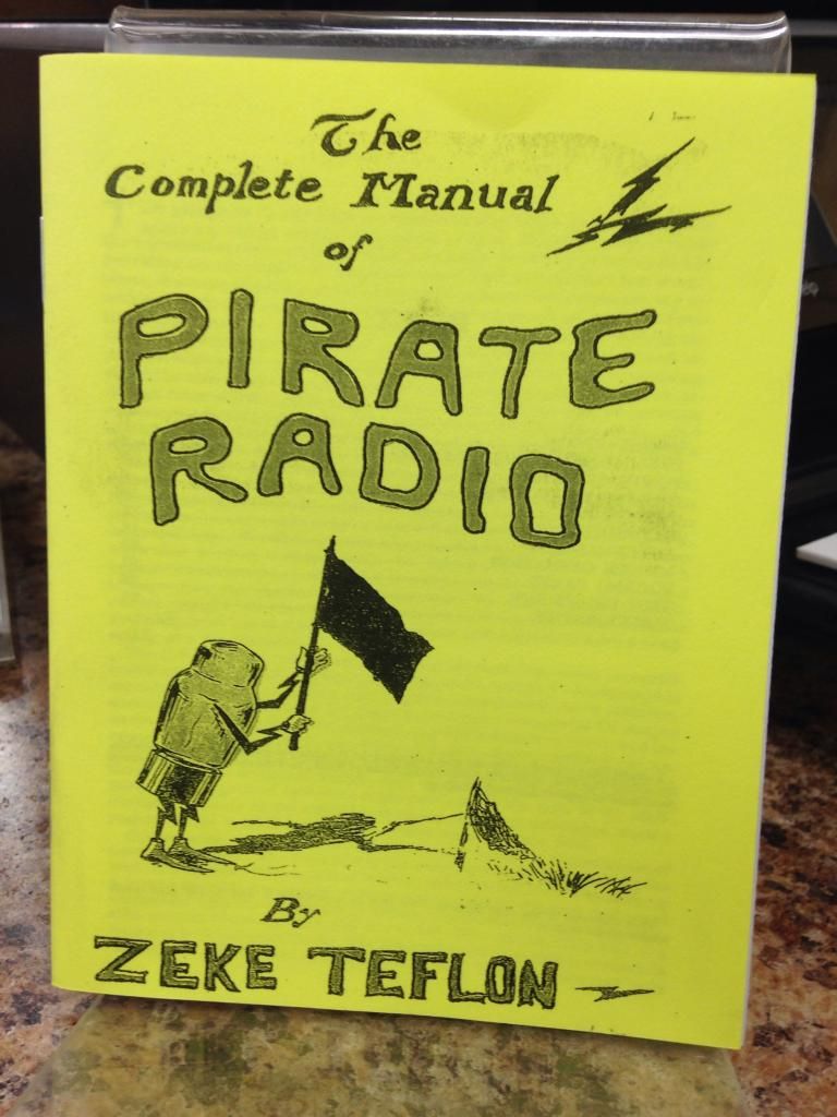 Image for Complete Manual of Pirate Radio by Zeke Teflon