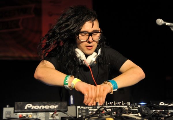 [MUST WATCH] Skrillex Delivers Beautiful Speech On Love and Acceptance