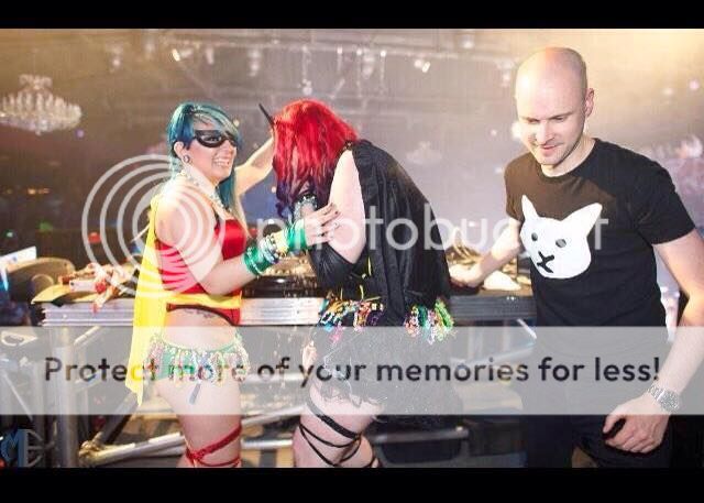 AAbove & Beyond Fan Pukes During'Push the Button' on Halloween