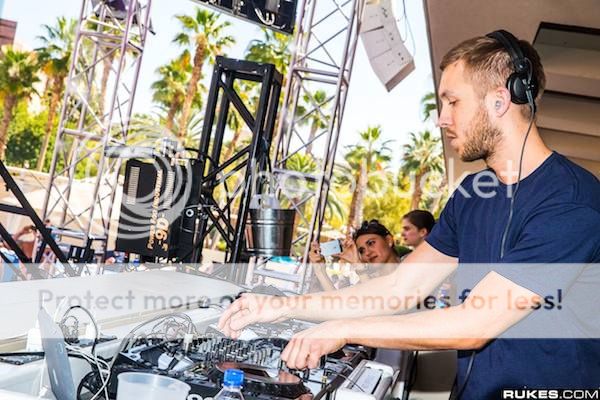 Calvin Harris & R3hab - Burnin'