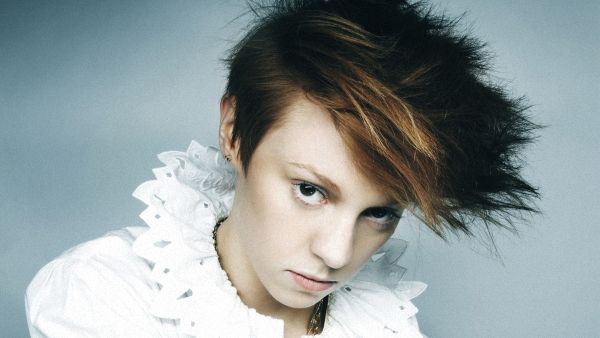 La Roux Reveals: 