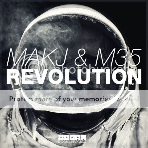 MakJ & M35 - Revolution