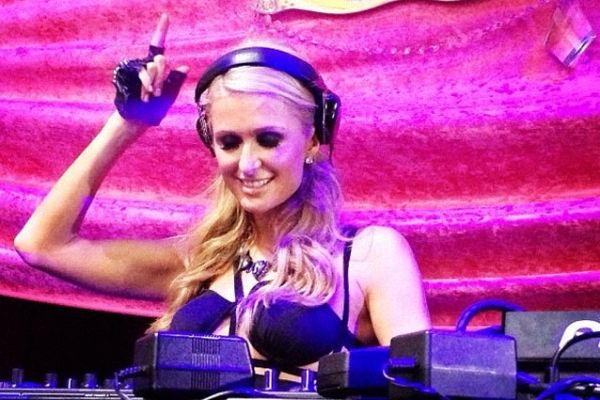 paris_hilton_to_return_to_ibiza